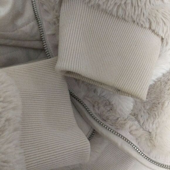 Athleta Ritual faux fur hooded sherpa bomber full zip jacket abalone beige M/L - Picture 9 of 12